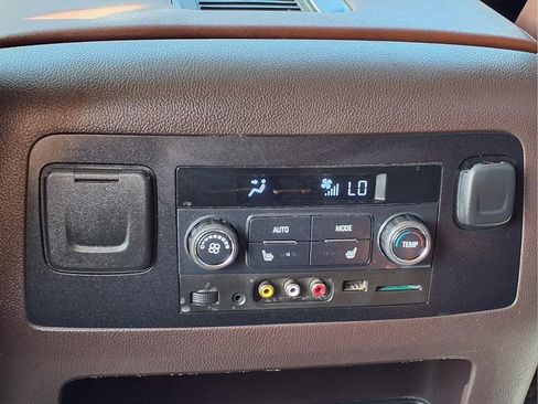 Used 2016 Chevrolet Suburban LTZ AWD/4WD image 14