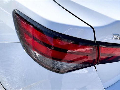 Used 2021 Nissan Sentra S image 22