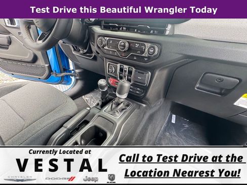 New 2024 Jeep Wrangler Willys image 31