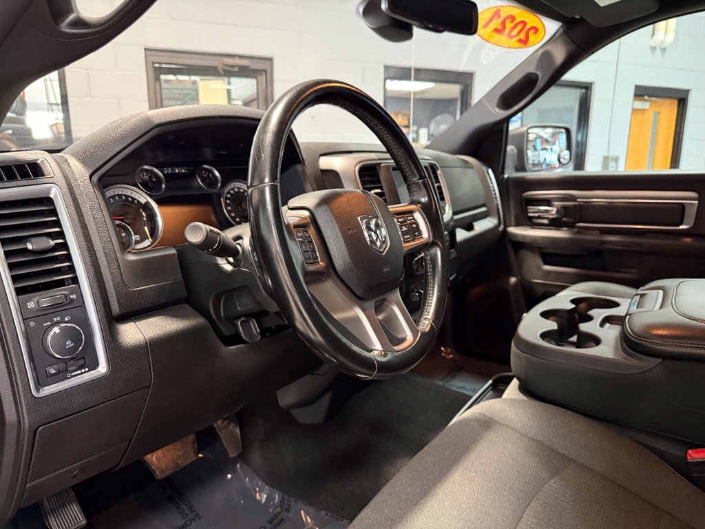 Used 2021 RAM 1500 Warlock AWD/4WD image 12