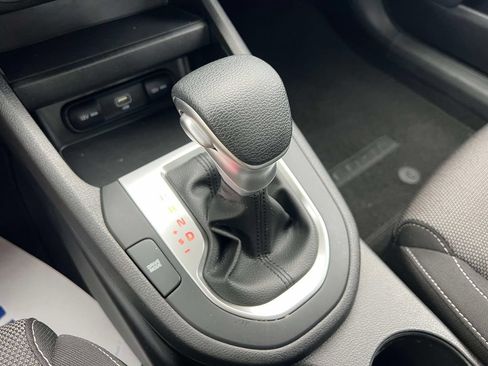 Certified 2023 Kia Forte LXS w/ LXS Technology Package FWD image 31