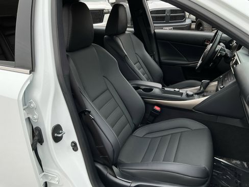 Used 2020 Lexus IS 350 F Sport w/ F Sport Package RWD image 21