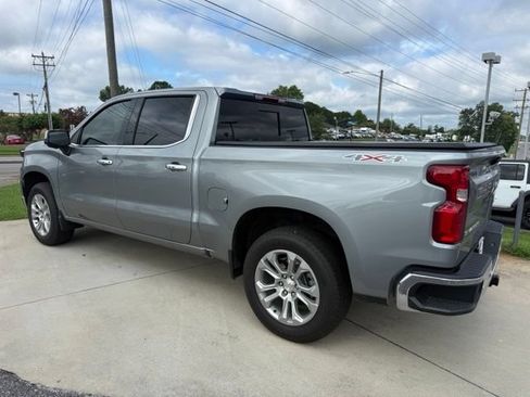 Used 2025 Chevrolet Silverado 1500 LTZ w/ LTZ Premium Package AWD/4WD image 8