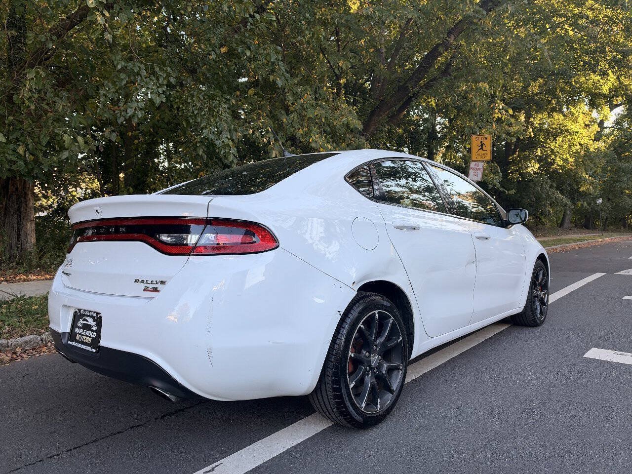 Used 2014 Dodge Dart SXT w/ Sun/Sound Group FWD image 5