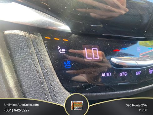 Used 2020 Cadillac XT6 Premium Luxury w/ Platinum Package AWD/4WD image 11