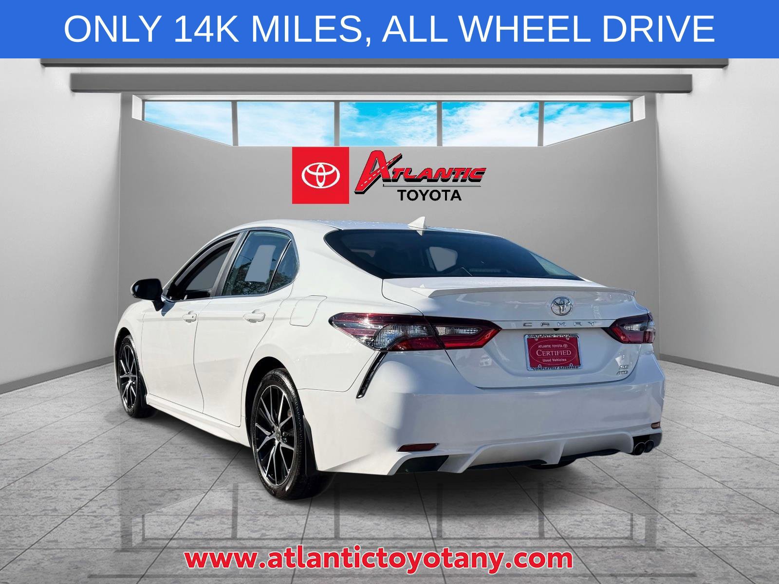 Certified 2024 Toyota Camry SE AWD/4WD image 5