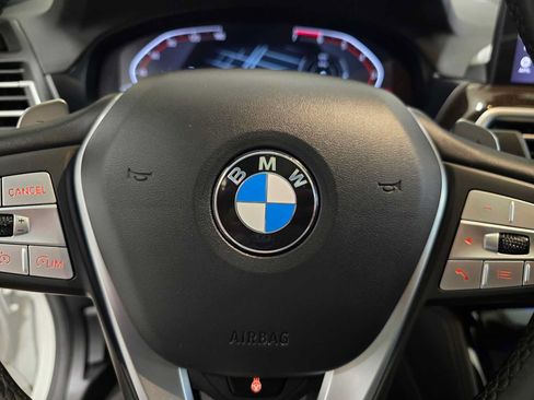 Used 2025 BMW X4 xDrive30i AWD/4WD image 24