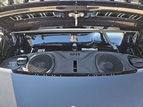 Certified 2025 Porsche 911 Carrera GTS image 31