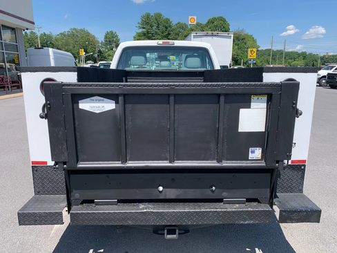 Used 2015 Ford F250 XL w/ Power Equipment Group image 25