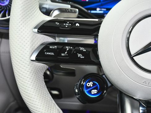 Used 2025 Mercedes-Benz AMG GT 55 image 38