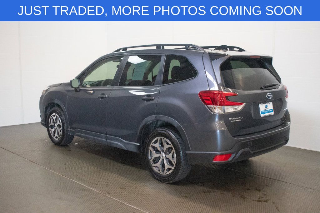 Certified 2024 Subaru Forester Premium AWD/4WD image 6