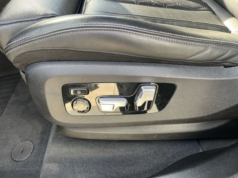 Used 2021 BMW X5 M50i w/ Executive Package AWD/4WD image 15