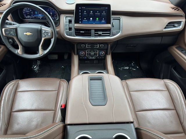 Used 2023 Chevrolet Suburban High Country w/ Premium Package 2 AWD/4WD image 15