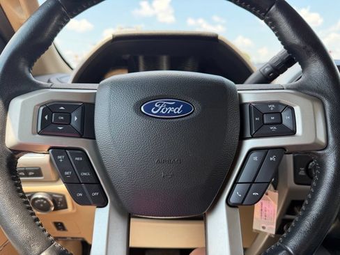 Used 2021 Ford F250 Lariat w/ Chrome Package AWD/4WD image 14