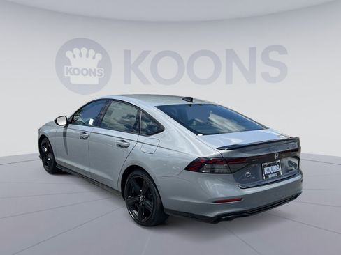 Used 2023 Honda Accord Sport image 4