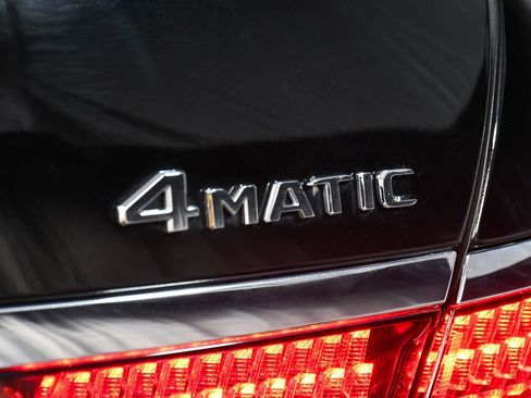 Used 2023 Mercedes-Benz S 580 4MATIC Sedan image 90