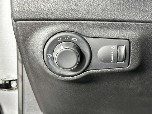 Used 2021 Jeep Compass Sport AWD/4WD image 10