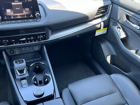 New 2026 Nissan Rogue Dark Armor AWD/4WD image 33