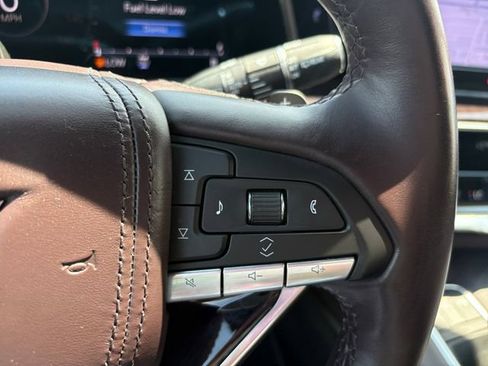 Certified 2023 Cadillac Escalade Sport Platinum w/ LPO, ONYX Package AWD/4WD image 35