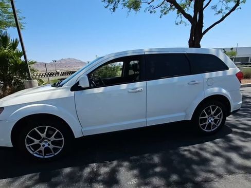 Used 2019 Dodge Journey GT AWD/4WD image 2