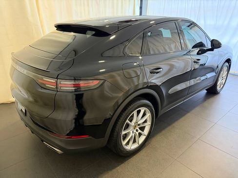 Certified 2021 Porsche Cayenne Coupe AWD/4WD image 9