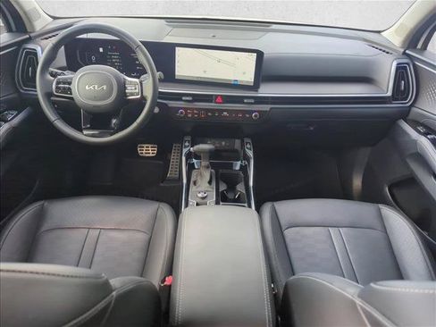 Used 2025 Kia Sorento SX FWD image 22