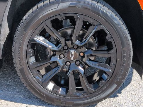 Used 2021 Chevrolet Tahoe LT RWD image 11