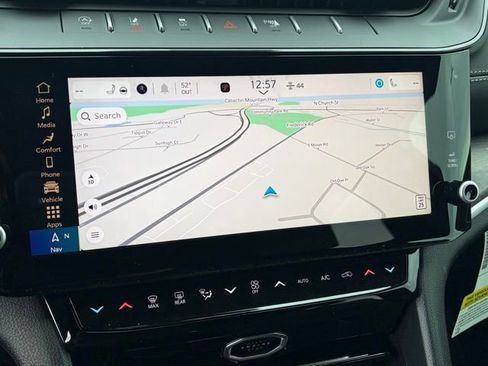 New 2026 Jeep Grand Cherokee Altitude image 3