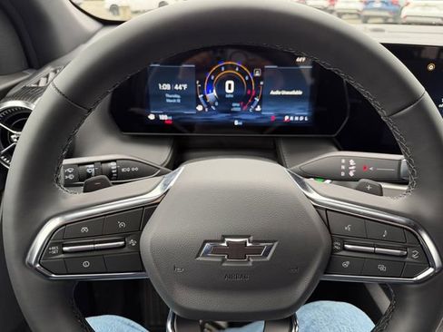 New 2026 Chevrolet Equinox LT w/ Convenience Package II image 21