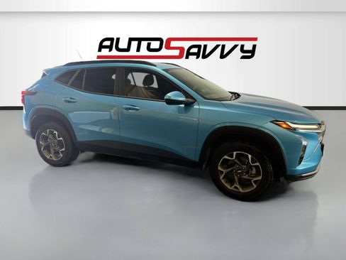 Used 2026 Chevrolet Trax LT FWD image 8