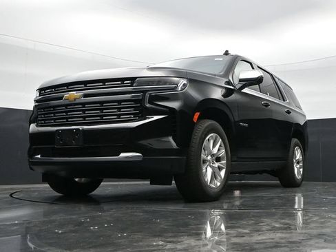 Used 2023 Chevrolet Tahoe Premier w/ Premium Package 2 AWD/4WD image 41