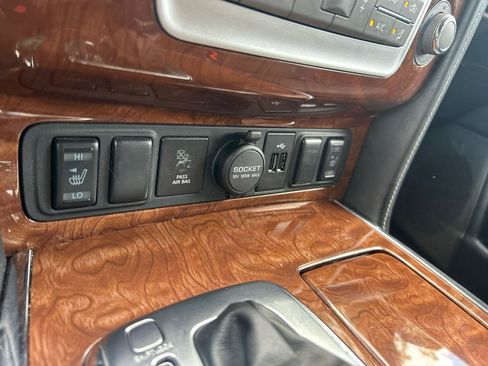 Used 2019 INFINITI QX80 Luxe w/ 22" Wheel Package AWD/4WD image 38
