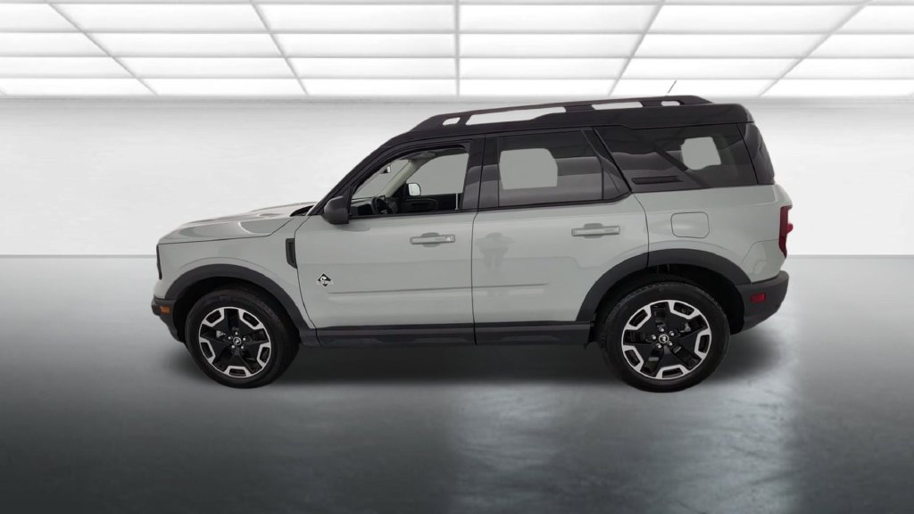 Used 2024 Ford Bronco Sport Outer Banks w/ Tech Package AWD/4WD image 4