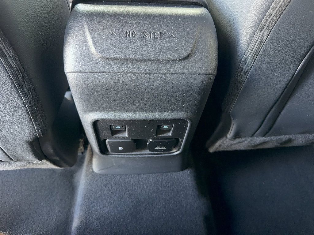 Used 2023 Ford Bronco Wildtrak AWD/4WD image 32
