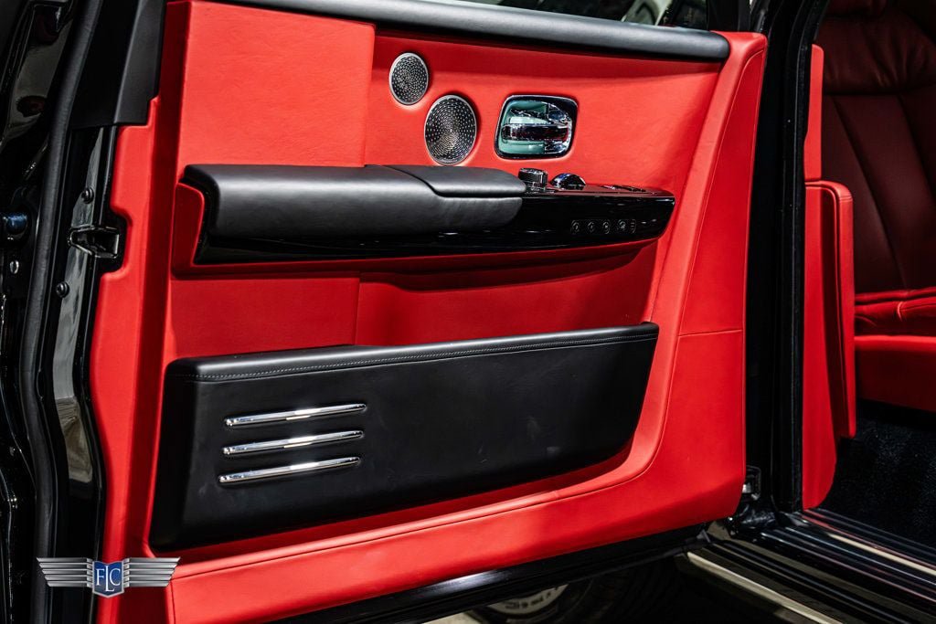 Used 2020 Rolls-Royce Phantom Extended Wheelbase RWD image 27