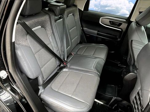 Used 2025 Ford Bronco Sport Badlands image 26