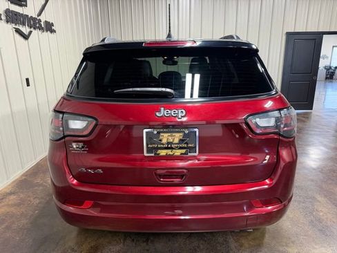 Used 2022 Jeep Compass High Altitude AWD/4WD image 9
