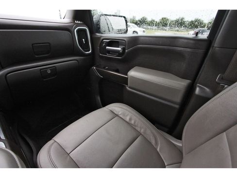 Used 2019 Chevrolet Silverado 1500 LT Trail Boss AWD/4WD image 13