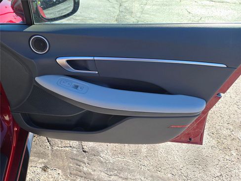 Used 2024 Hyundai Sonata SEL image 4