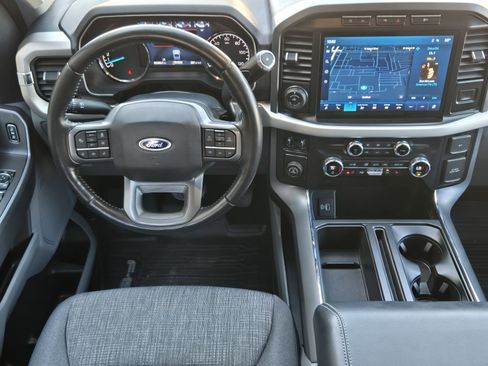 Certified 2021 Ford F150 XLT w/ Equipment Group 302A High image 21