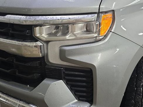 Used 2023 Chevrolet Silverado 1500 LT image 32