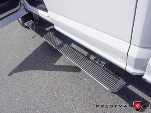 Used 2022 Ford F350 Platinum AWD/4WD image 36