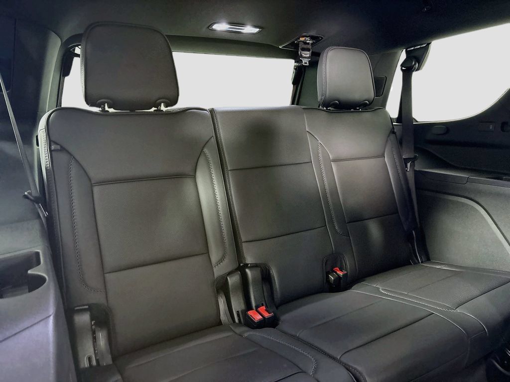 New 2026 GMC Yukon Denali w/ Denali Reserve Package AWD/4WD image 29