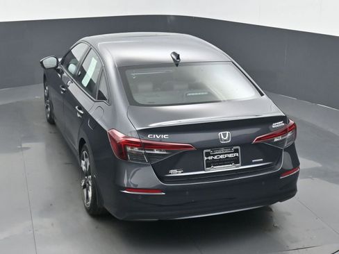 Certified 2025 Honda Civic Sport image 18