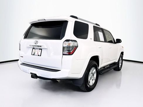 Used 2020 Toyota 4Runner SR5 image 10