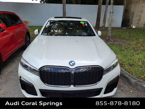 Used 2020 BMW 740i w/ M Sport Package RWD image 13
