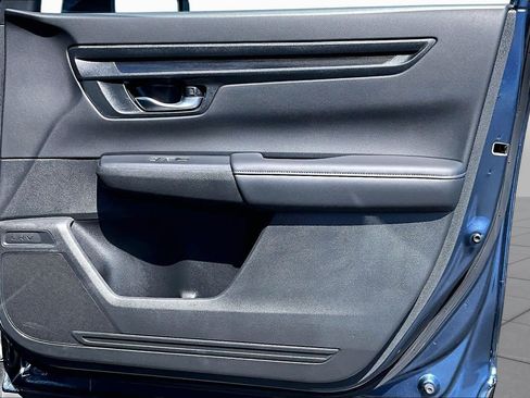 Used 2024 Honda CR-V LX image 26