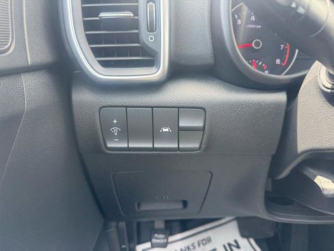 Used 2021 Kia Sportage LX FWD image 29