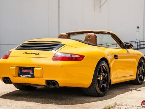 Used 2006 Porsche 911 Carrera 4S image 39