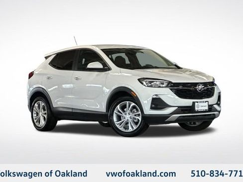 Used 2020 Buick Encore GX Preferred w/ Cold Weather Comfort Package image 1